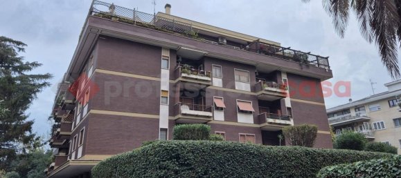 Apartamento de 3 habitaciónes en Rome, Italy No. 28572 20