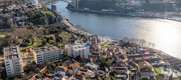 3 bedrooms House in Porto, Portugal No. 109803 16