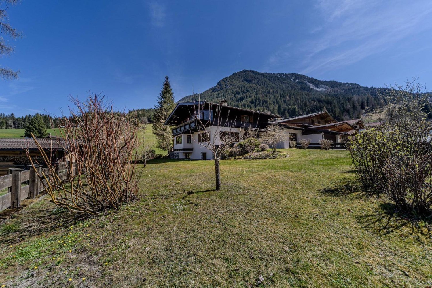 Casa de 4 dormitorios en Brixen im Thale, Austria No. 140975