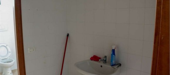 490m² Warehouse in Cermenate, Italy No. 6462 15