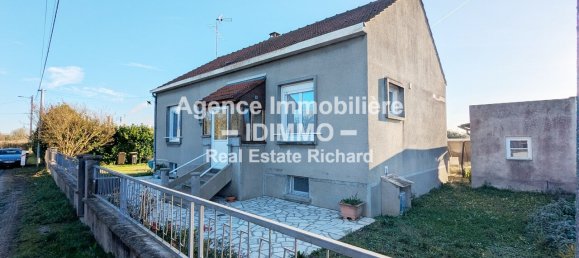 Casa de 4 dormitorios en Corbeilles, France No. 160845 10