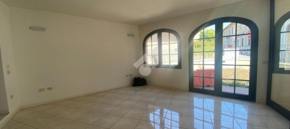 170m² Office in Castiglione delle Stiviere, Italy No. 151875 4