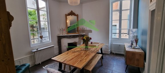 4 bedrooms House in Chateaudun, France No. 227342 5