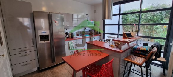 4 bedrooms House in Chateaudun, France No. 227342 6