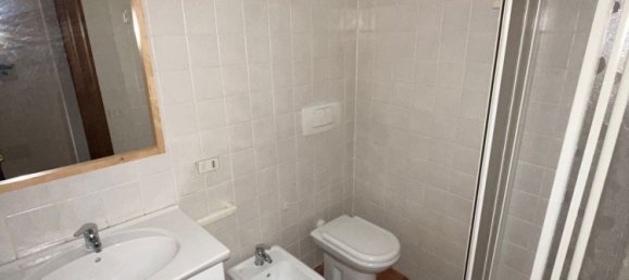 3 bedrooms Apartment in Rieti, Italy No. 381642 9