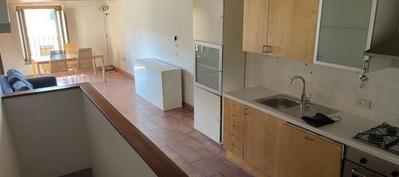 3 bedrooms Apartment in Rieti, Italy No. 381642 5