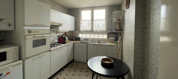 3 chambres Maison à Saint-Jean-de-la-Ruelle, France No. 78775 12