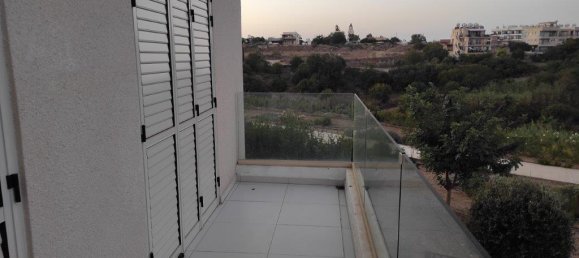 3 dormitorios villa en venta en Paphos, Cyprus № 6050 5