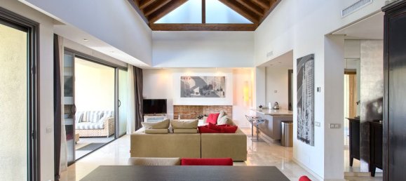 3 bedrooms Apartment in Marbella, Spain No. 136511 5