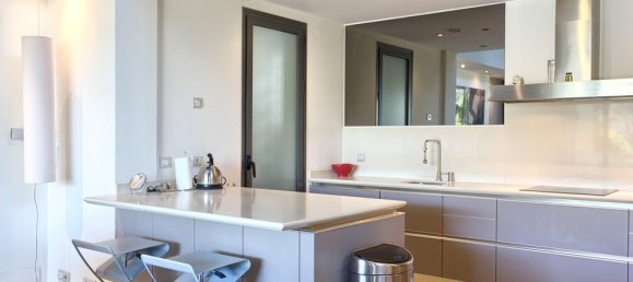 3 bedrooms Apartment in Marbella, Spain No. 136511 2