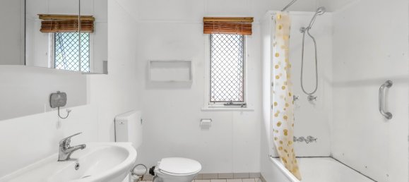 3 غرف نوم منزل في Earlville, Australia رقم 418 12