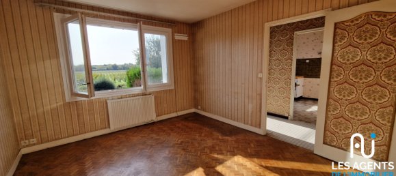 Casa de 3 dormitorios en Clery-Saint-Andre, France No. 93064 3