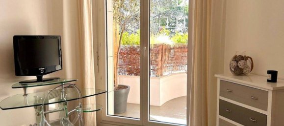 Studio in Levallois-Perret, France, Nr. 327067 13