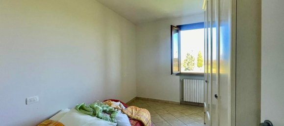 4 rooms Apartment in Santa Croce sull'Arno, Italy No. 78551 15