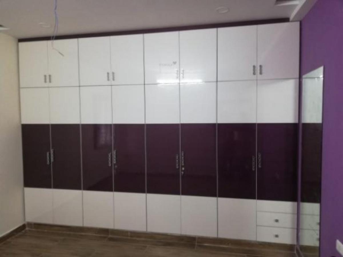 3 bedrooms House in Hyderabad, India No. 12351