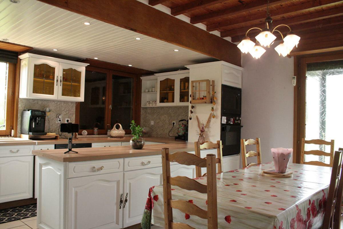 10 غرف نوم منزل في Pommera, France رقم 240145