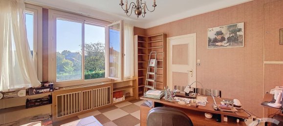 6 bedrooms House in Gannat, France No. 196074 5