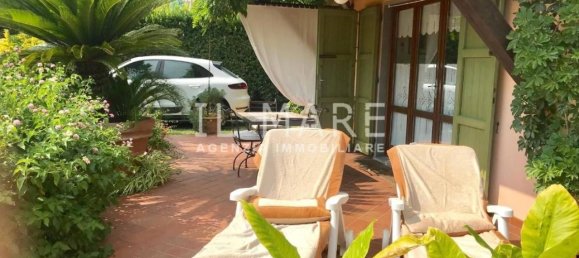 Villa de 5 habitaciónes en Montignoso, Italy No. 36009 26