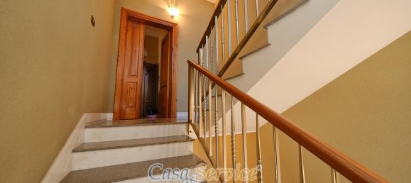 Дом с 5 комнатами в Parabita, Италия № 231213 43