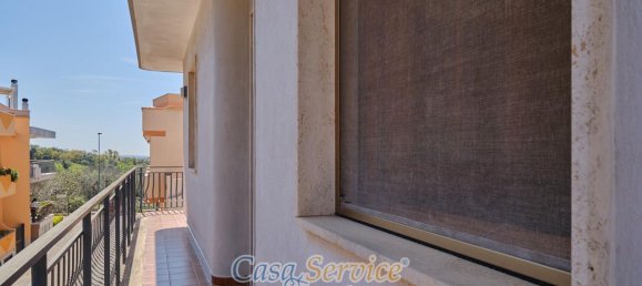 Дом с 5 комнатами в Parabita, Италия № 231213 15