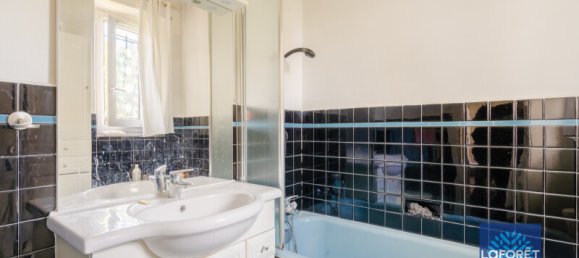 3 bedrooms House in Les Pavillons-sous-Bois, France No. 142997 10