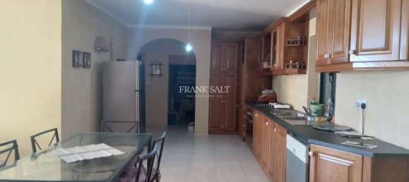 2 Schlafzimmer Wohnung in Zebbug, Malta, Nr. 5466 4