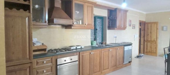 2 Schlafzimmer Wohnung in Zebbug, Malta, Nr. 5466 5