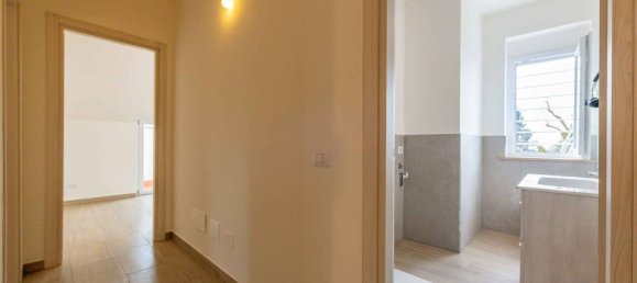 2 bedrooms Villa in Lariano, Italy No. 292428 10