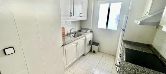 3 bedrooms Apartment in Alicante, Spain No. 190030 4