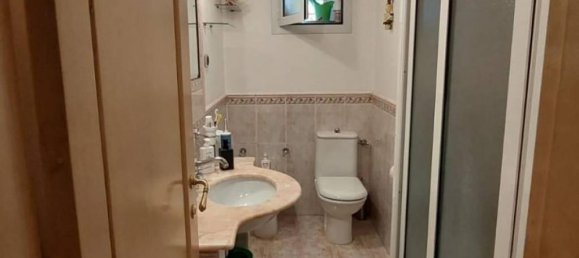 4 rooms Apartment in Carrara, Italy No. 109094 5
