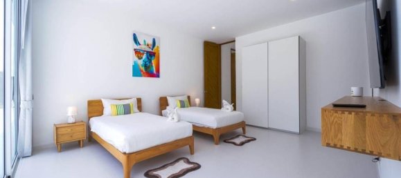 Вилла с 4 спальнями в Ча-ам, Таиланд № 77891 2