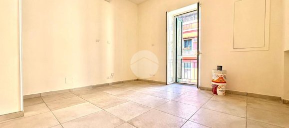 1 bedroom Apartment in Naples, Italy No. 316228 8