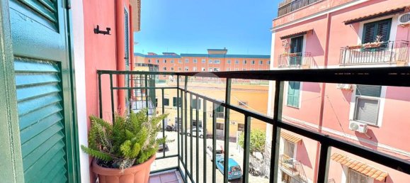 1 bedroom Apartment in Naples, Italy No. 316228 9