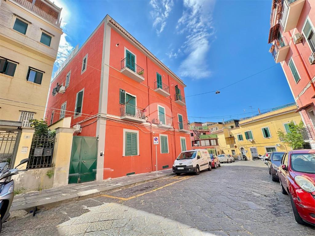1 bedroom Apartment in Naples, Italy No. 316228