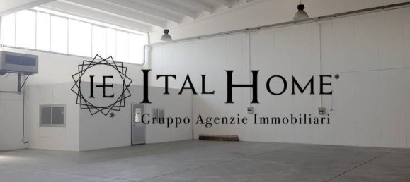 مستودع في Valmadrera, Italy 1370متر مربع رقم 5489 17