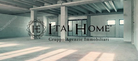 مستودع في Valmadrera, Italy 1370متر مربع رقم 5489 10