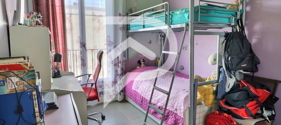 3 chambres Appartement à Pontoise, France No. 162747 2