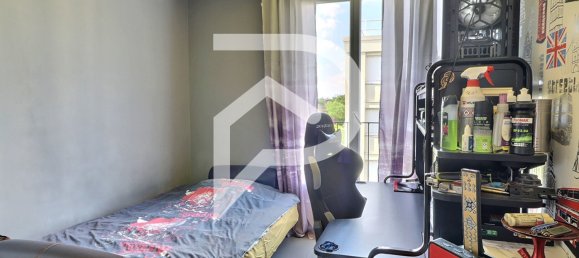3 chambres Appartement à Pontoise, France No. 162747 3