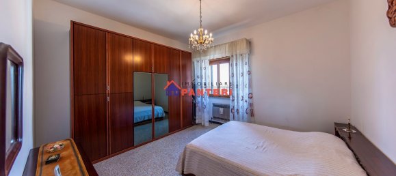 Casa de 6 habitaciónes en Pescia, Italy No. 65938 24