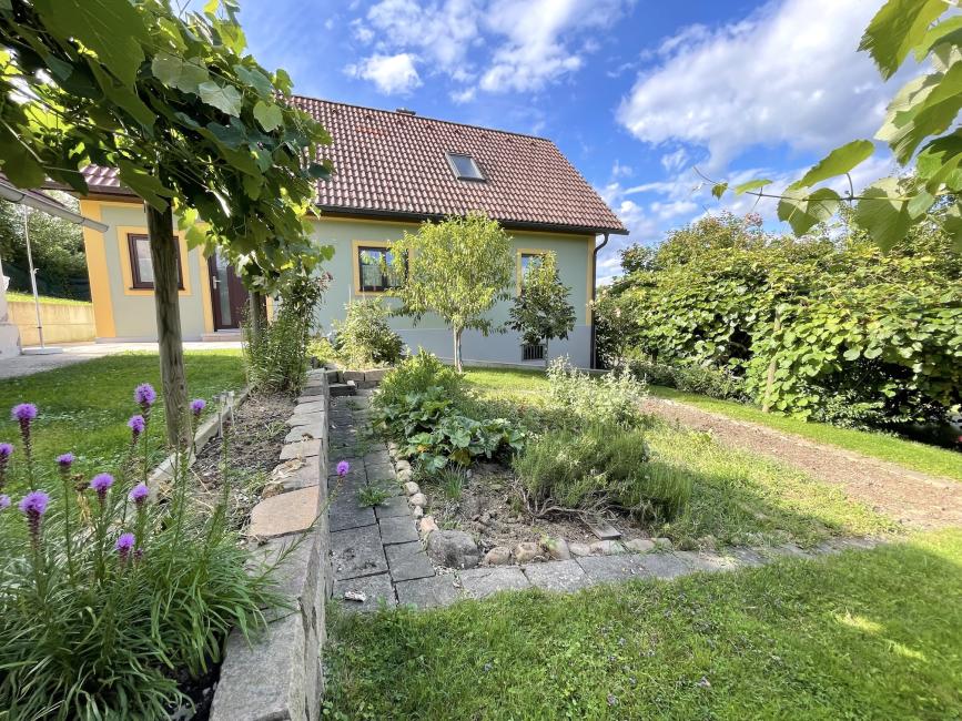 Дом с 4 комнатами в Маркт Хартмансдорф, Австрия № 207745