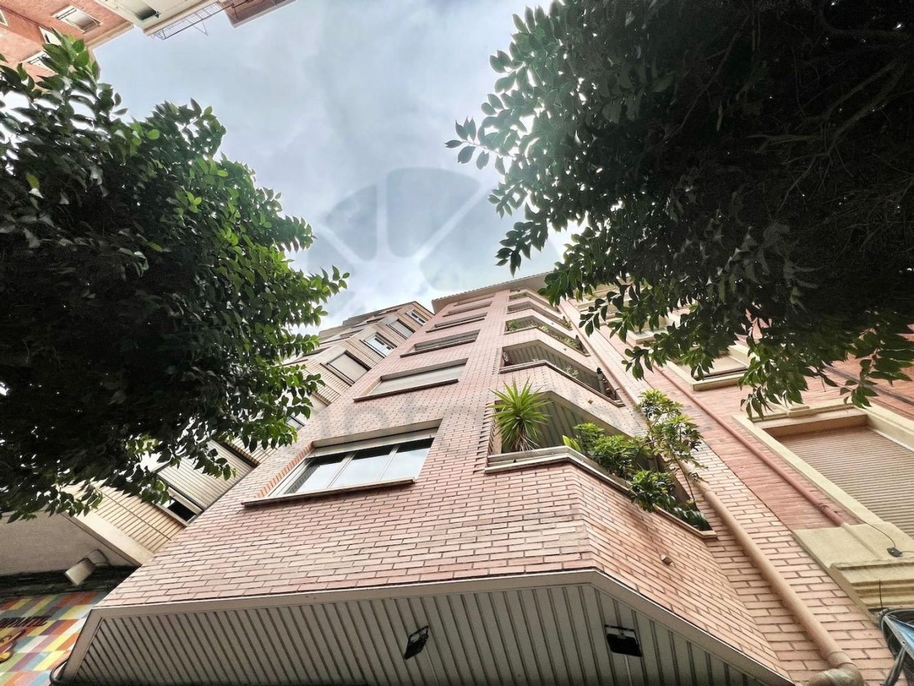 3 bedrooms Apartment in Logrono, Spain No. 251699