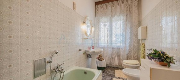 3 bedrooms Villa in Mira, Italy No. 277185 20