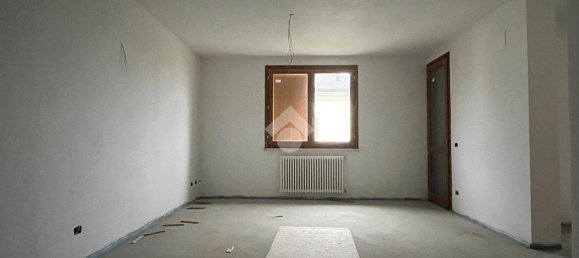 2 bedrooms Apartment in San Polo d'Enza, Italy No. 108510 4