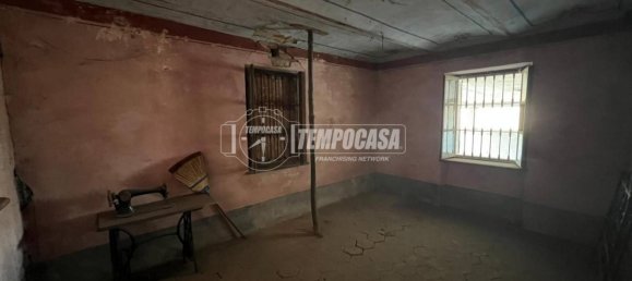 5 غرف نوم منزل في Montegrosso d'Asti, Italy رقم 103659 12