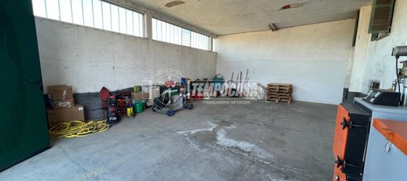 5 غرف نوم منزل في Montegrosso d'Asti, Italy رقم 103659 22