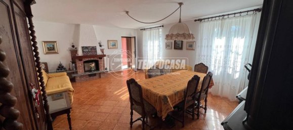 5 غرف نوم منزل في Montegrosso d'Asti, Italy رقم 103659 4