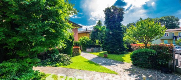 Villa de 6 dormitorios en Mozzo, Italy No. 317694 25