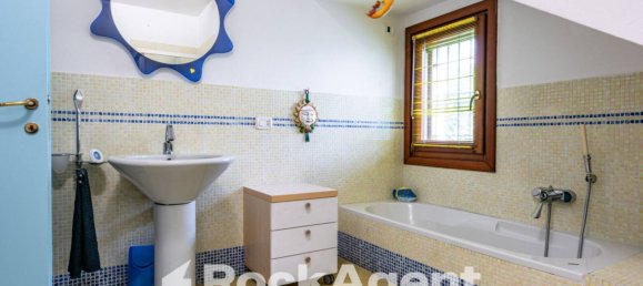 Villa de 6 dormitorios en Mozzo, Italy No. 317694 19