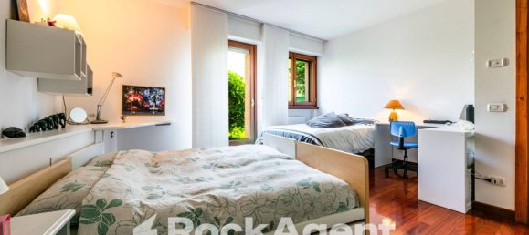 Villa de 6 dormitorios en Mozzo, Italy No. 317694 7