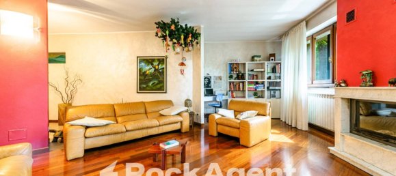 Villa de 6 dormitorios en Mozzo, Italy No. 317694 3